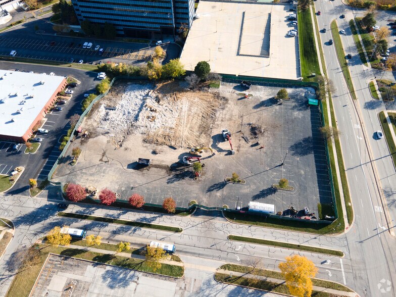 More Photos Of Finley Rd, Downers Grove Land For Sale