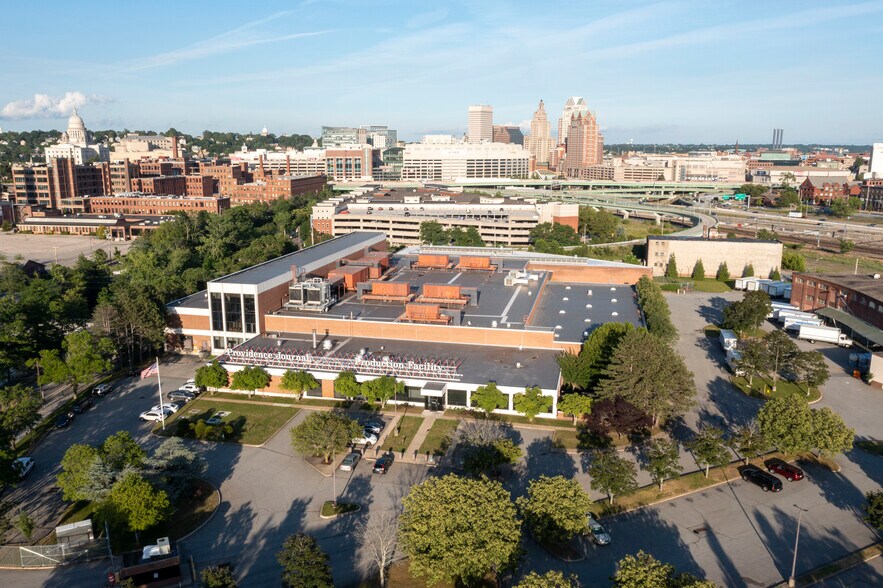 More Photos Of 204 Kinsley Ave, Providence Warehouse For Sale