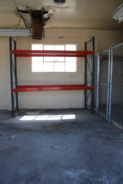 More Photos Of 361 Main Ave W, Twin Falls Freestanding For Sale