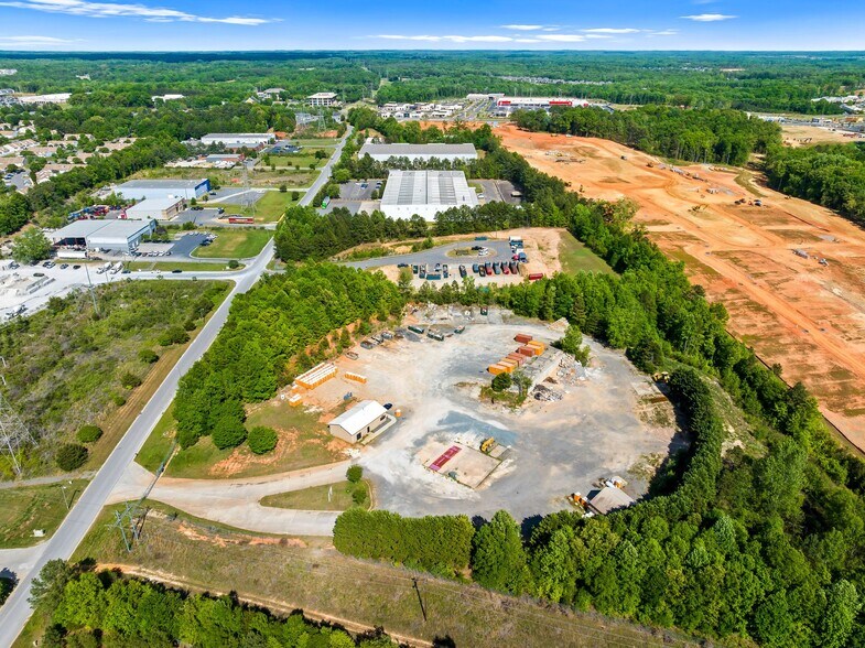 More Photos Of 9165 Northfield Dr, Fort Mill Industrial For Sale