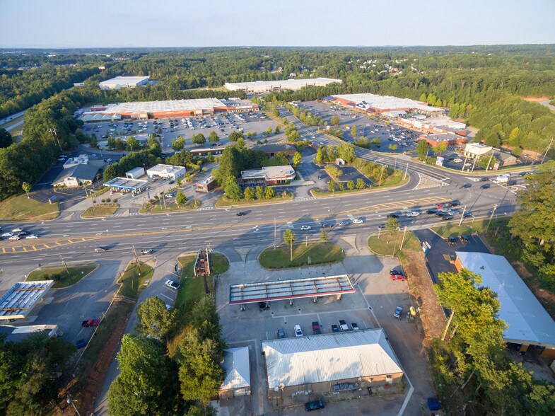 More Photos Of 3798 Buford Dr, Buford Service Station For Lease