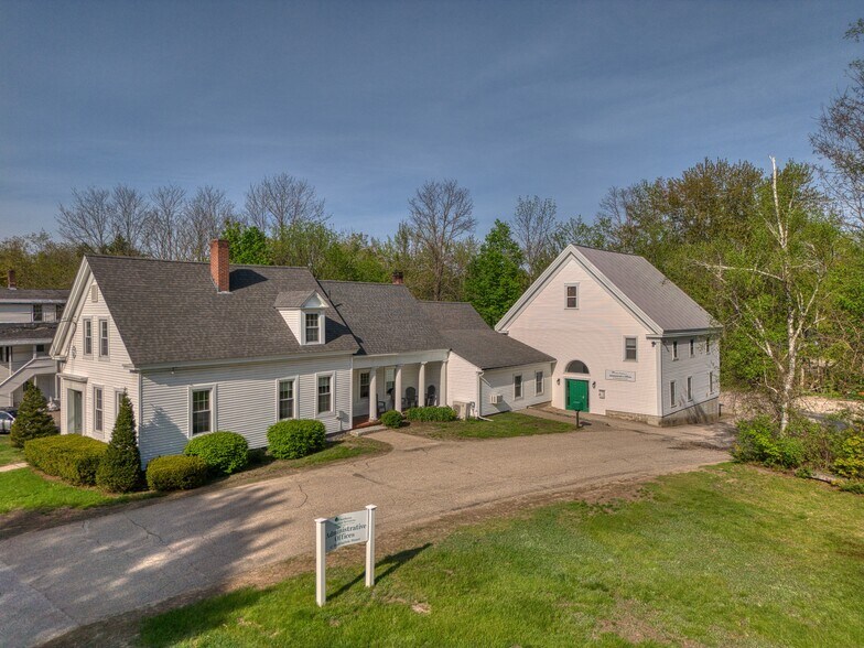 More Photos Of 87 Washington St, Conway Office For Sale