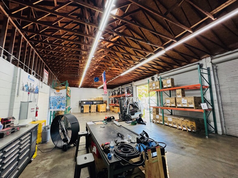 More Photos Of 2877 Edison Ave, Jacksonville Warehouse For Sale