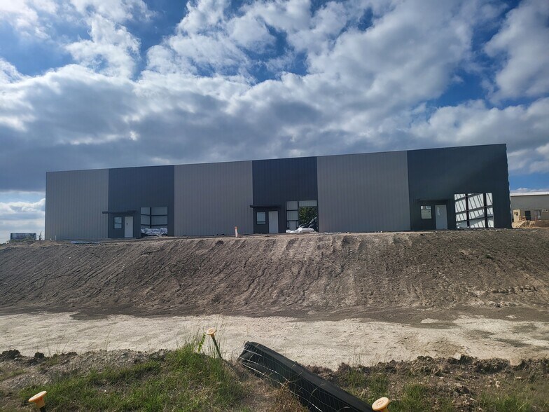 More Photos Of 1030 31st, Temple Unknown For Lease