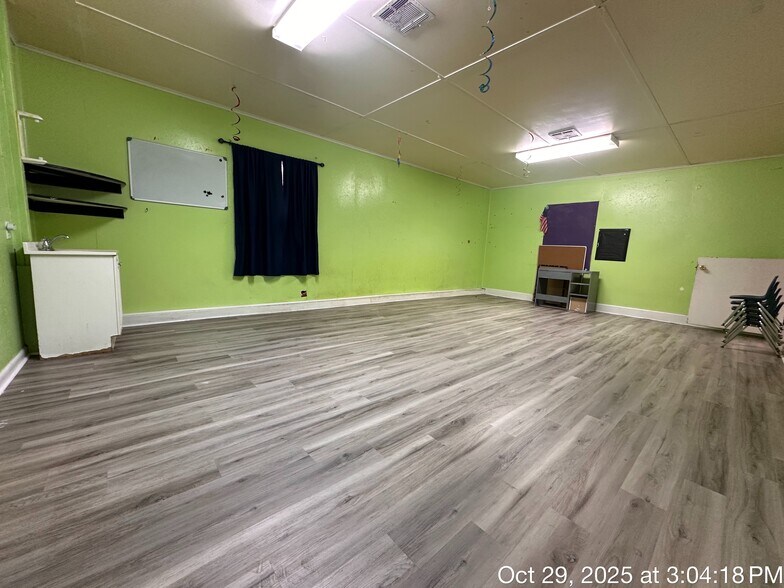 More Photos Of 7041 Kiln Delisle Rd, Pass Christian Daycare Center For Sale