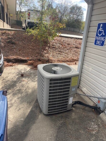 More Photos Of 1611 S Greenwood Ave, Fort Smith Office Residential For Sale