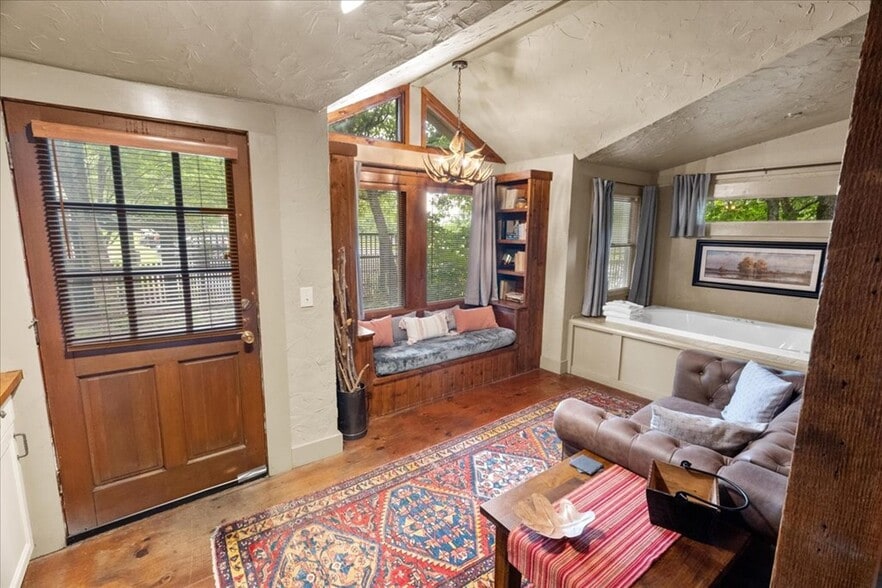 More Photos Of 9440 GA-52, Chatsworth Hospitality For Sale