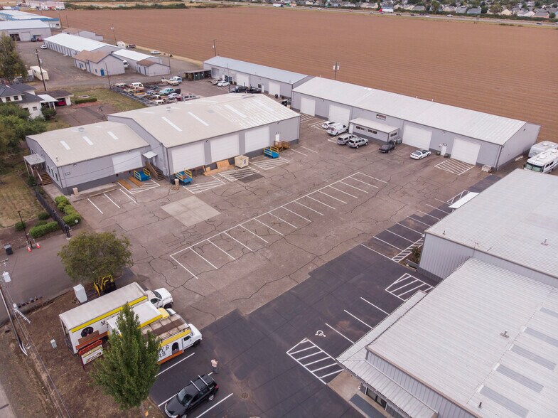 More Photos Of 2200 Three Lakes Rd SE, Albany Manufacturing For Lease