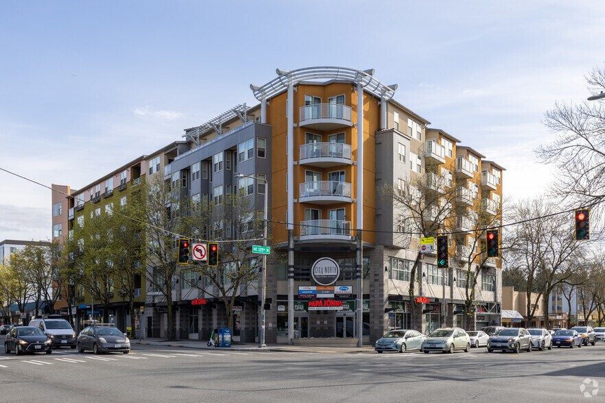 More Photos Of 12500-12520 Lake City Way NE, Seattle Apartments For Lease