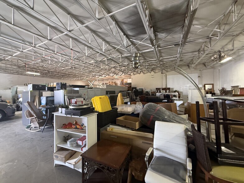 More Photos Of 2698 S Orange Blossom Trl, Orlando Warehouse For Sale