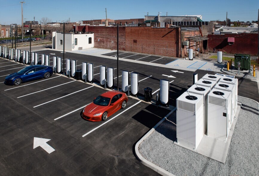 More Photos Of 2115 1st Ave S, Birmingham Freestanding For Sale