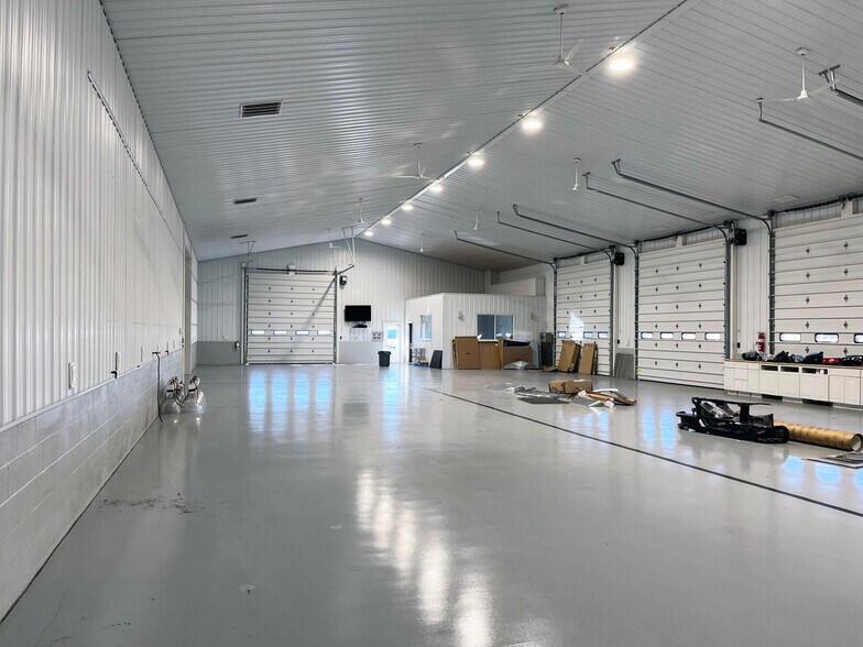 More Photos Of 4786 Williamsport Pike, Martinsburg Warehouse For Sale