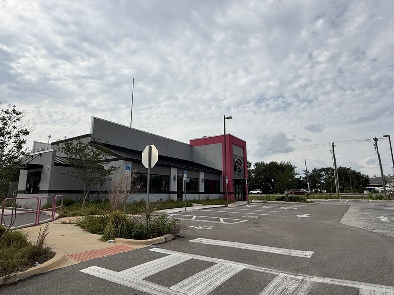 More Photos Of 5320 N Orange Blossom Trl, Orlando Restaurant For Sale