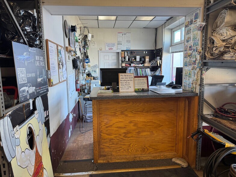 More Photos Of 924 Boston Providence Tpke, Norwood General Retail For Sale