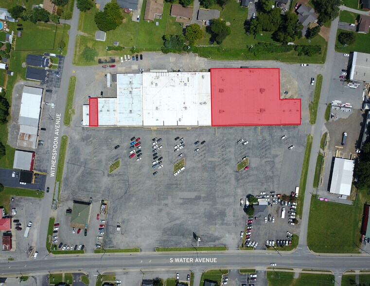 Primary Photo Of 629-637 S Water Ave, Gallatin Unknown For Lease