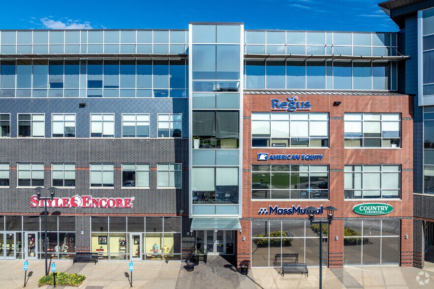 More Photos Of 5550 Wild Rose Ln, West Des Moines Coworking Space