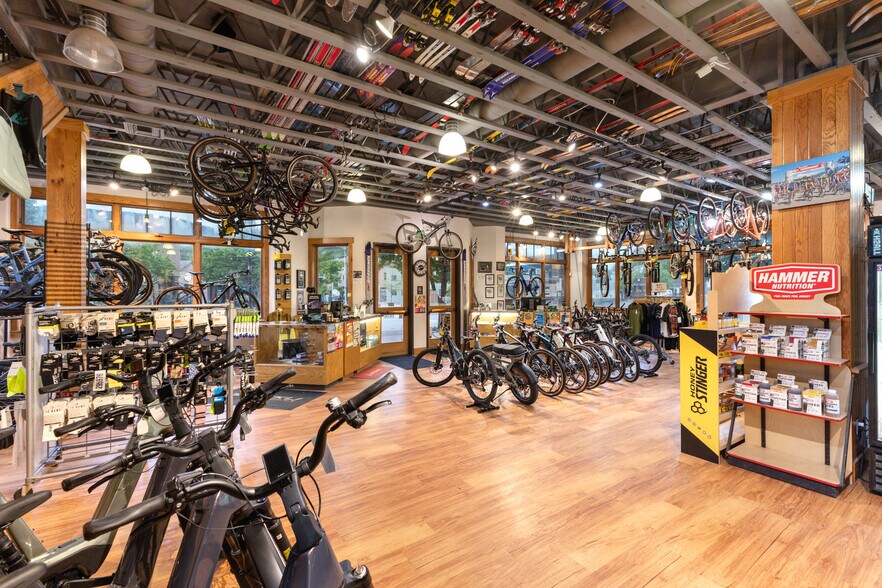 More Photos Of 442 Lincoln Ave, Steamboat Springs Flex For Sale