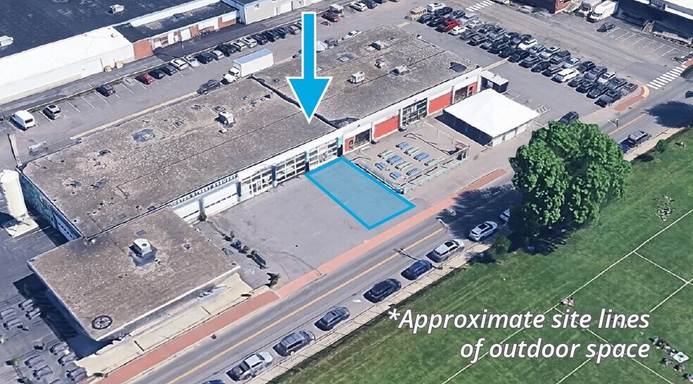 More Photos Of 105 Fox St, Portland Truck Terminal For Lease