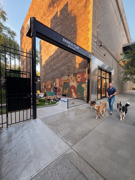 More Photos Of 7118-7124 3rd Ave, Brooklyn Storefront For Lease