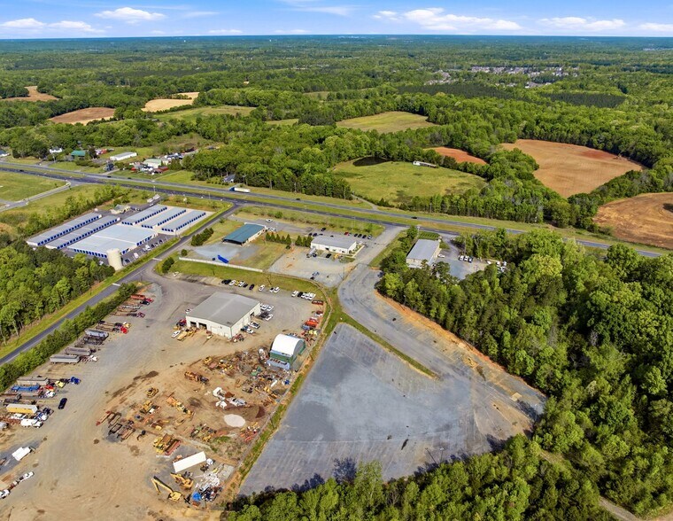 More Photos Of 251 Nc-24 Hwy W, Midland Light Manufacturing For Lease