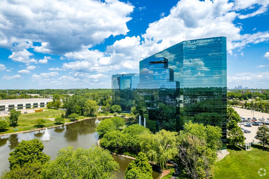 More Photos Of 505 N Highway 169, Plymouth Office For Lease