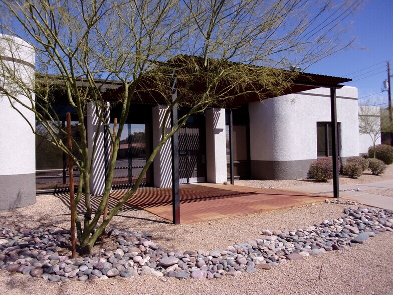 Primary Photo Of 7228 N Dreamy Draw Dr, Phoenix Office For Lease