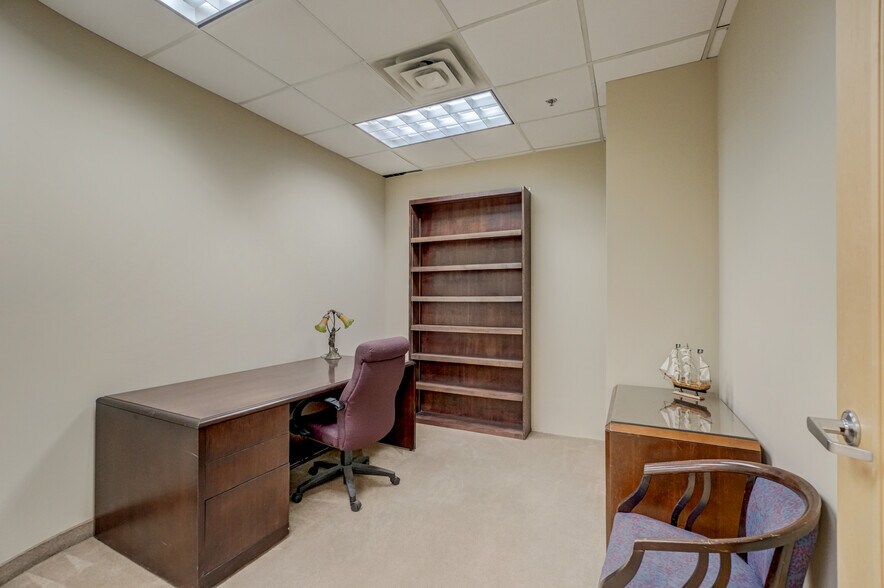 More Photos Of 1201 Yale Pl, Minneapolis Apartments For Sale