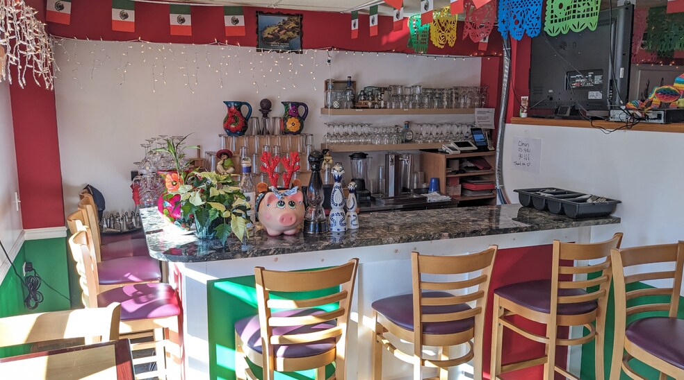 More Photos Of 24-36 Paterson Hamburg Tpke, Riverdale Restaurant For Lease