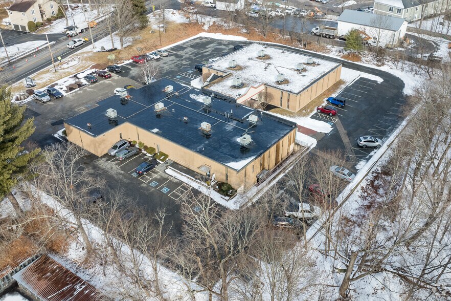 More Photos Of 112 Main St, Northborough Medical For Sale