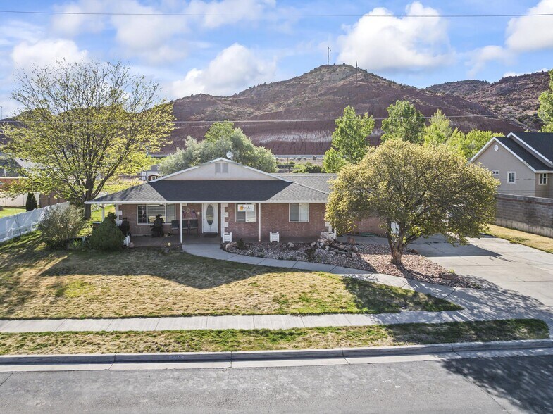 Primary Photo Of 535-540 N 600 W, Richfield Assisted Living For Sale