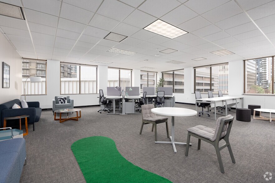 More Photos Of 600 Stewart St, Seattle Office For Lease