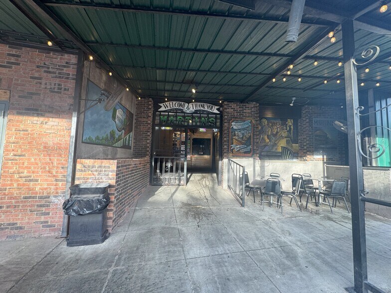 More Photos Of 214 S State St, Jackson Restaurant For Sale