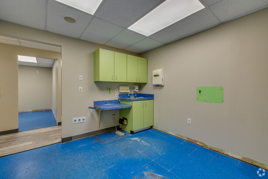 More Photos Of 17 S New York Ave, Atlantic City Parking Garage For Lease