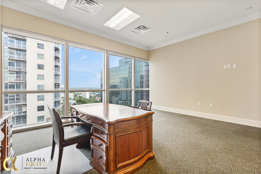More Photos Of 189 S Orange Ave, Orlando Office Residential For Sale