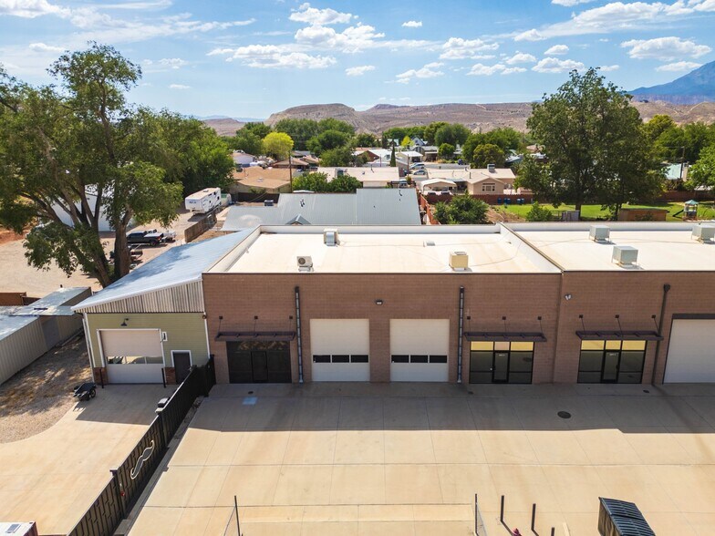 More Photos Of 195 W 500 N, La Verkin Warehouse For Sale