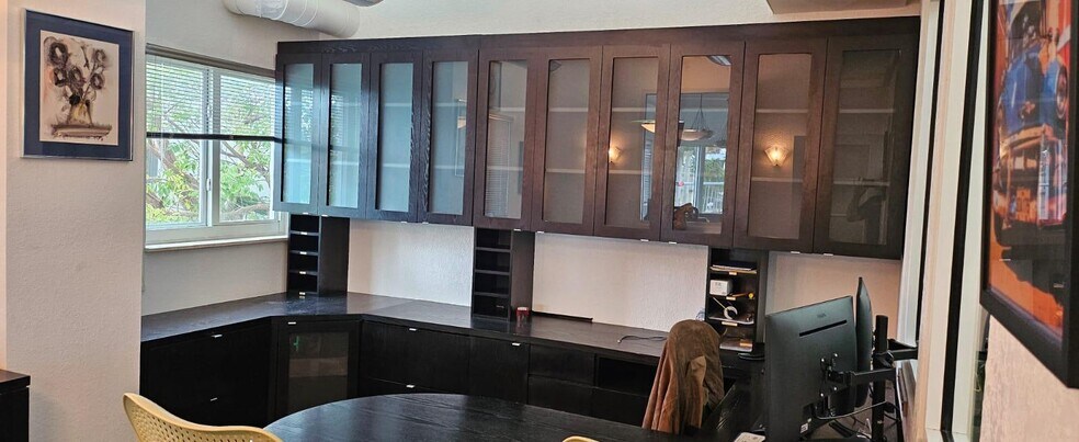 More Photos Of 770 Ponce de Leon Blvd, Coral Gables Office For Lease