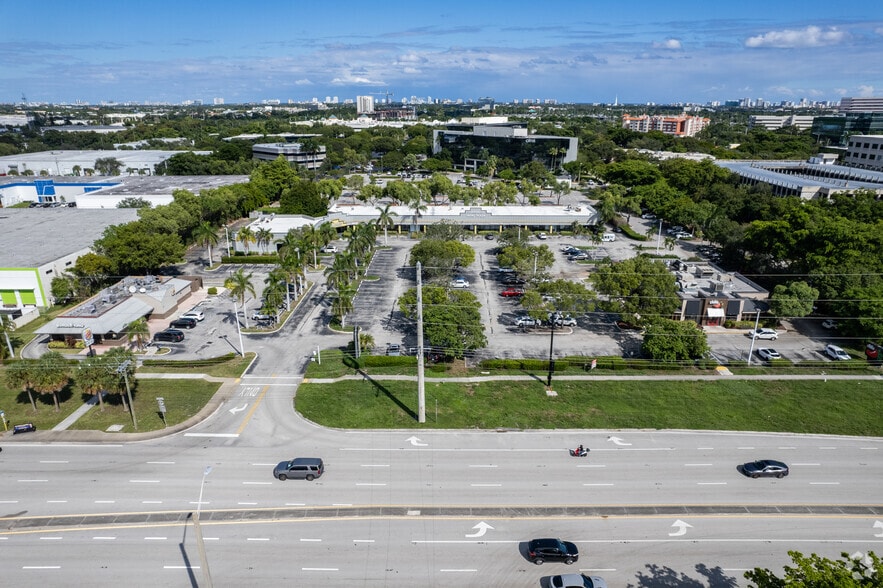 More Photos Of 6300-6350 N Powerline Rd, Fort Lauderdale Unknown For Lease