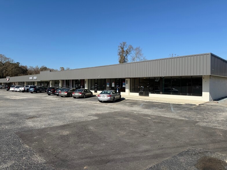More Photos Of 908 Bacons Bridge Rd, Summerville Unknown For Lease