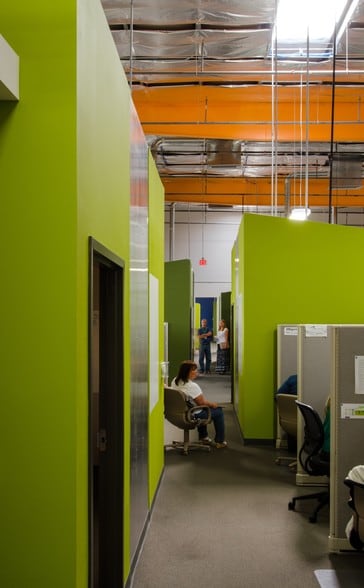 More Photos Of 131 Frogale Ct, Winchester Light Distribution For Lease