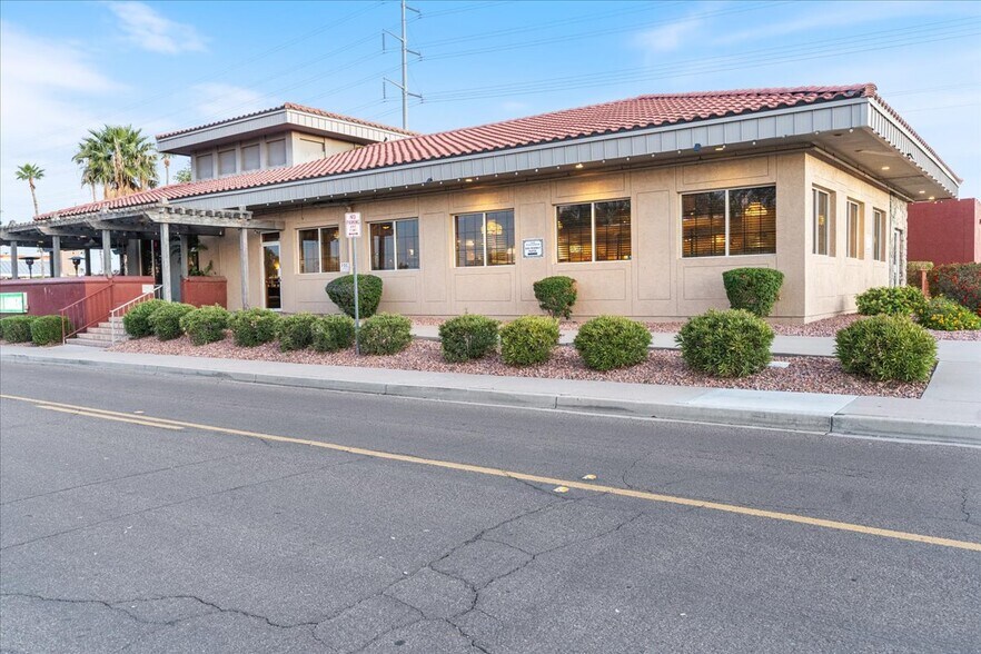 More Photos Of 12555 W Bell Rd, Surprise Restaurant For Sale