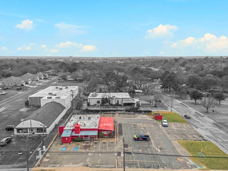 More Photos Of 565 W Bedford Euless Rd, Hurst Restaurant For Sale