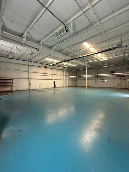 More Photos Of 143 Commerce Blvd, Loveland Warehouse For Sale