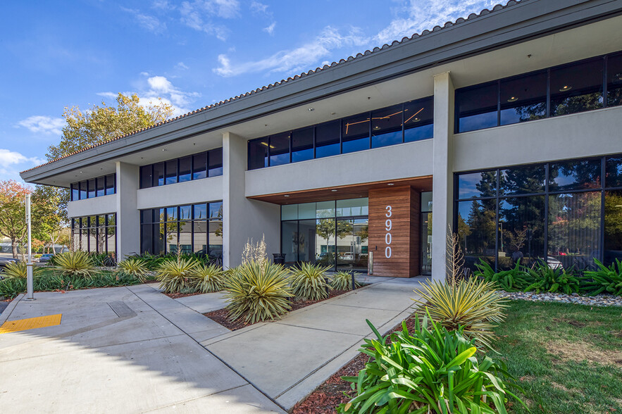 Primary Photo Of 3900 Lennane Dr, Sacramento Office For Sale