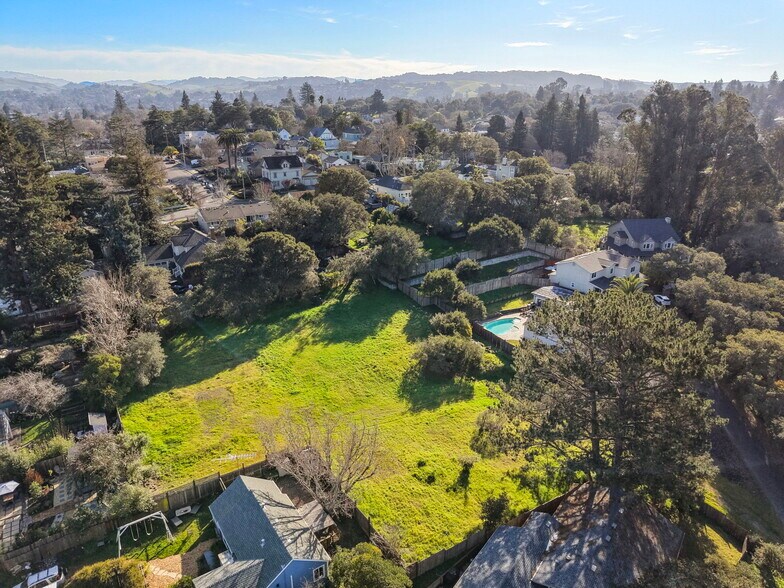 More Photos Of 495 Cherry St, Petaluma Land For Sale