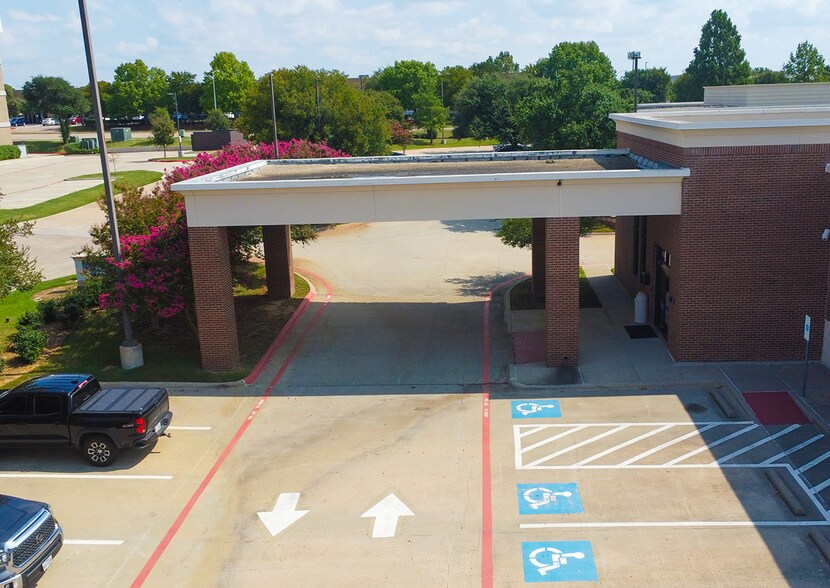 More Photos Of 1854 Lakepointe Dr, Lewisville Healthcare For Sale