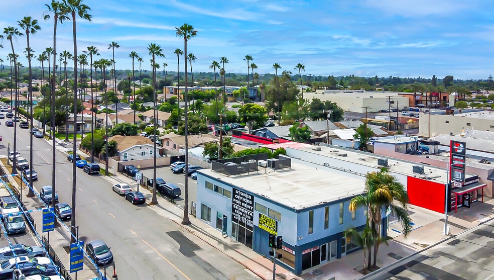 More Photos Of 1926 S Main St, Santa Ana Office For Lease