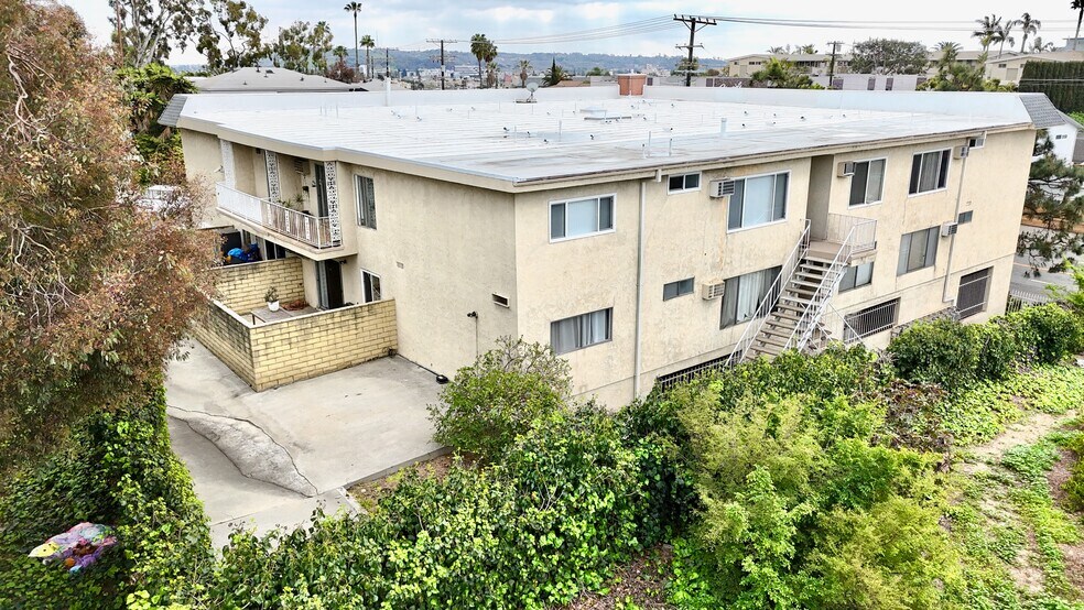 More Photos Of 3189 Cheviot Vista Pl, Los Angeles Apartments For Sale