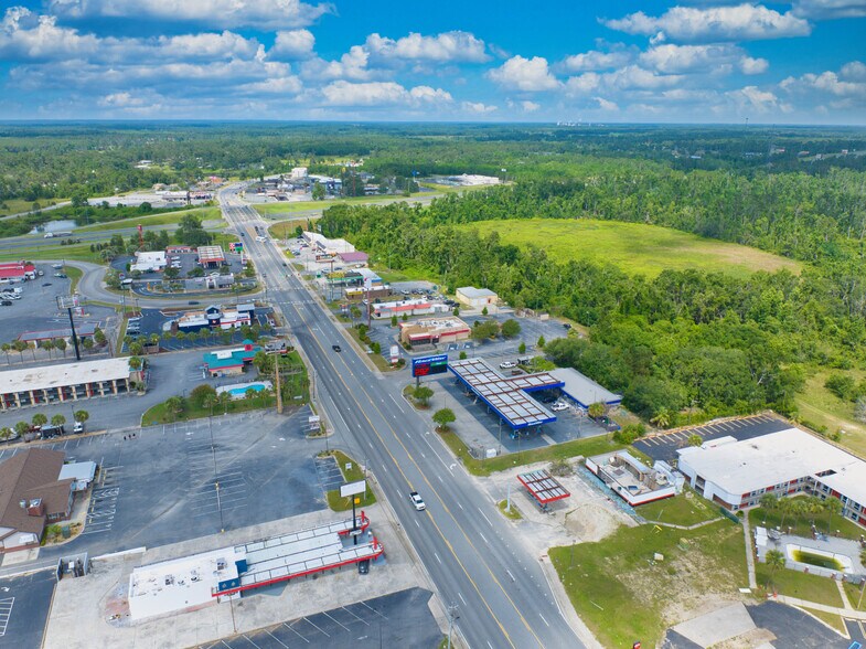 More Photos Of 1197 Lakes Blvd, Lake Park Fast Food For Lease