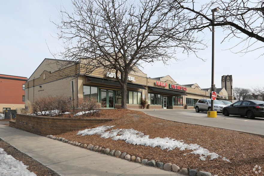 More Photos Of 2212-2232 Hennepin Ave, Minneapolis Unknown For Lease