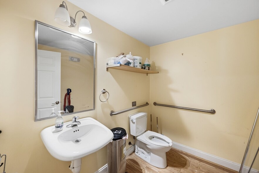 More Photos Of 181 Main St, Rowley Medical For Sale